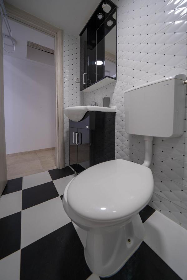 Apartments Oliva リサン エクステリア 写真
